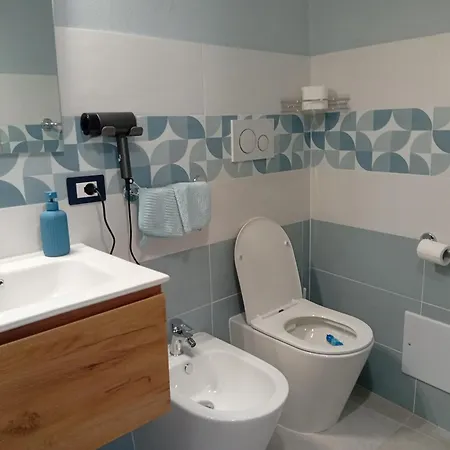 Astrolicamus, Intero Con E Bagno Daire Bosa