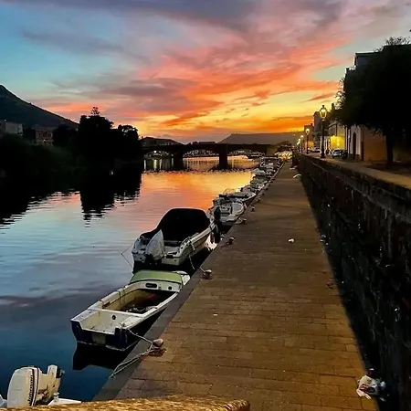 Daire Astrolicamus, Intero Con E Bagno Bosa